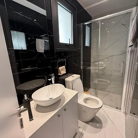 アパート Glabur - Nicosia's Finest 2 Bedroom ニコシア