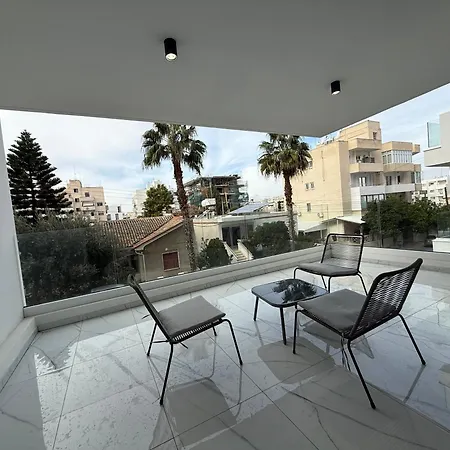 アパート Glabur - Nicosia's Finest 2 Bedroom